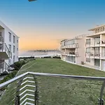 Luxury Beach Escape Sleeps 4 - Ocean View - Spa - Pool - Gym - Back Up Power